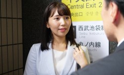 [4K]AKDL-213 巨乳妻不倫 出張と嘘をついて接吻不倫旅行に出掛ける妻 美丘さとみ