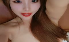超颜值女优级别的妹mei子展现美鲍鱼，自己动，蜜桃臀大屁股大黑牛刺激阴蒂口交啪pa啪