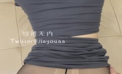 MissAV-JAV新品！【淫妻福利】皮肤白皙肥臀细腰人妻MissAV-JAV新品！【短裙无内】单男啪pa啪，绿帽癖老公找单男艹爱妻(14)