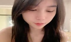 月月奥XXX🔞这妹mei子很漂亮，为了赚钱买包包化妆品，过上美好的生活，尺度有点慢慢放开了XXX🔞爱了爱了XXX🔞狼友们快点来弄她！