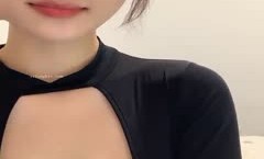 MissAV-JAV新品！【最美大学校花女神下海 声音超甜美】青春靓丽绝世美乳G奶XXX🔞✨✨✨--一双绝世美乳又大又圆，一只手都抓不住(4)